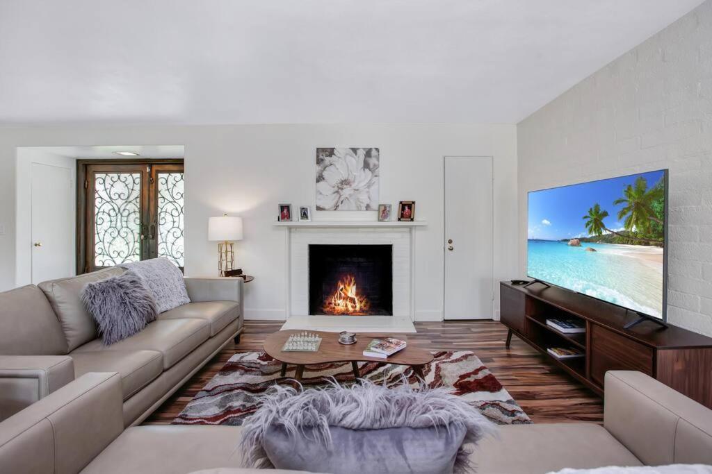 Close To Downtown Ps - Hike, Bike, Swim, Relax Hébergement de vacances Palm Springs