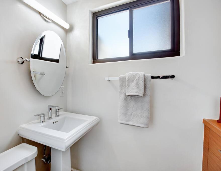 Close To Downtown Ps - Hike, Bike, Swim, Relax Hébergement de vacances Palm Springs